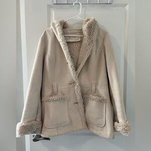 Vintage Jones New york cream suede coat